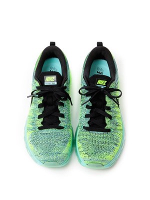 【NIKE】WMNS NIKE FLYKNIT MAX