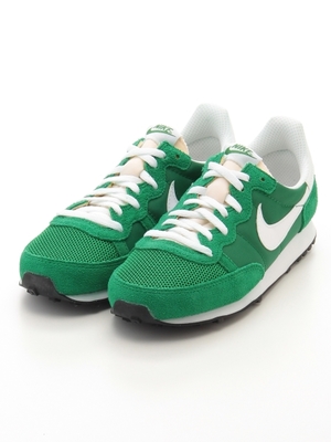 NIKE チャレンジャー