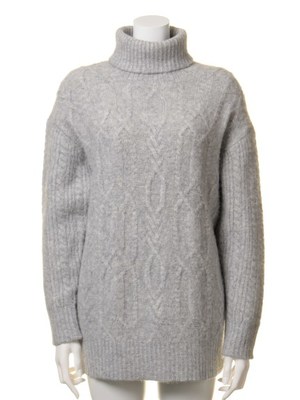 サイドスリットハイネックニット