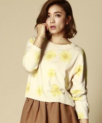 オリジナルフラワープリントニット　アイボリー