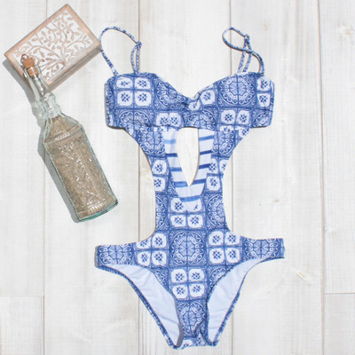 モノキニ CUT OUT ONE PIECE