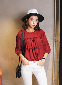 ルーズフィットフリルブラウス