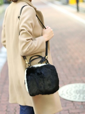 【VIOLA’dORO】スクエアラビットファーバッグ