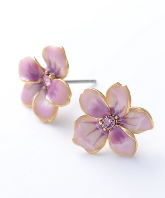 すみれピンクピアス