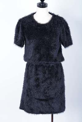 フェザーニットワンピース