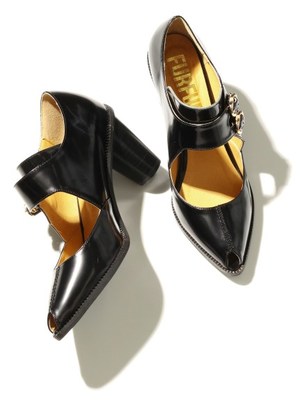 ポインテッドダブルモンクストラップ