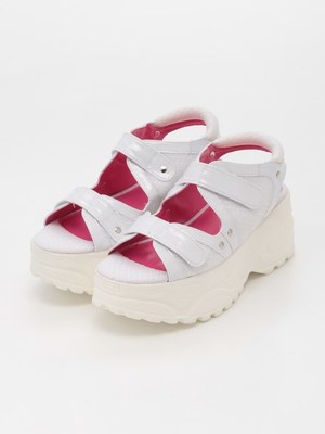  厚底スポーツサンダル