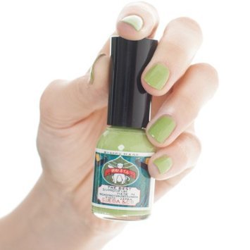 胡粉ネイル 鶯緑（うぐいすみどり）