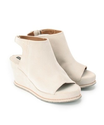 ALBERTO FERMANIスエードサンダル