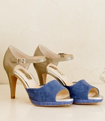 【elegance卑弥呼】バイカラーサイドオープンパンプス(020394)