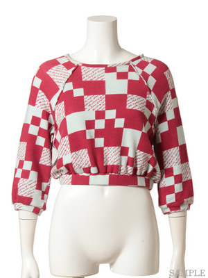 幾何学裏毛トップス