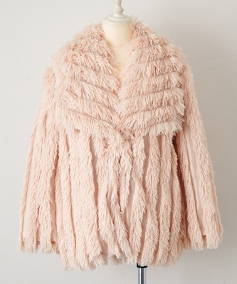 フェイクファーコート