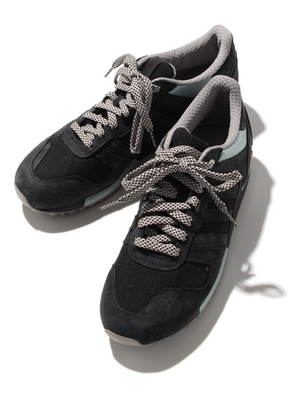 adidas Originals「ZX700」BLK