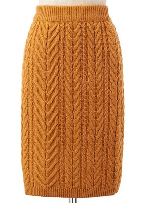 ケーブルニットタイトスカート