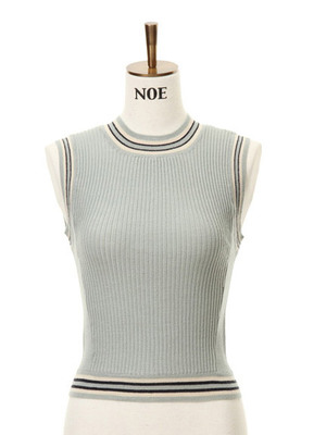 チルデンニットトップス