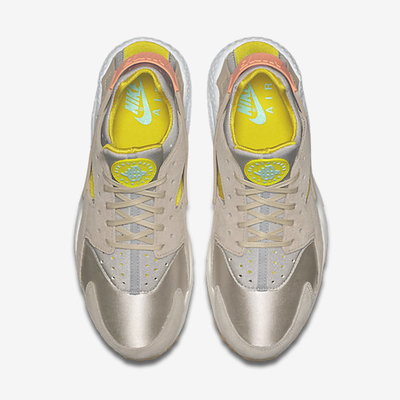 ナイキ エア ハラチ プレミアム