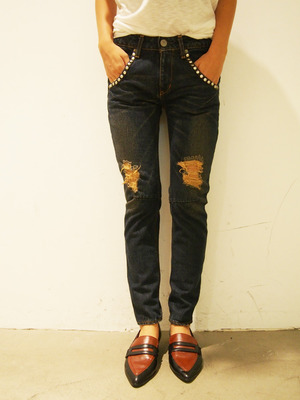 ダークスタッズサルエルデニム