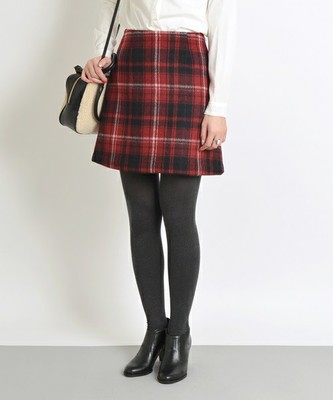 チェックミニスカート