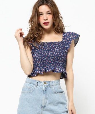 シャーリングcrop top 柄