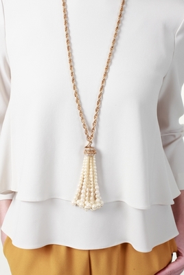 パールフリンジロングネックレス
