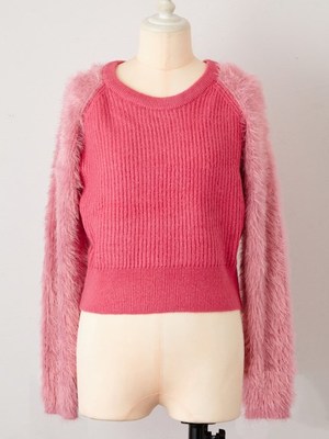 フェザースリーブニットトップ