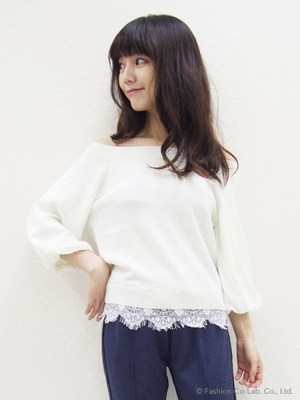 オフショルダーパフスリーブニット