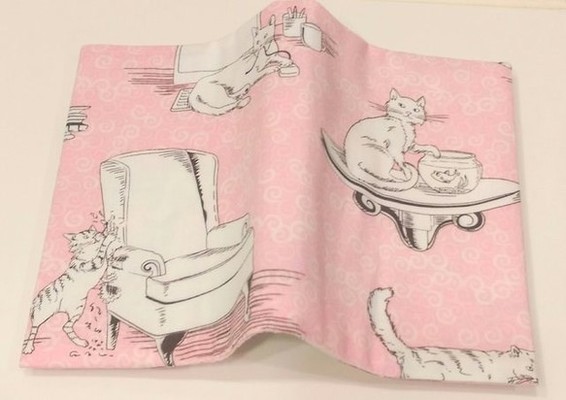 いたずらねこのブックカバー