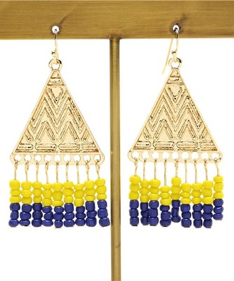 ビーズカラーピアス