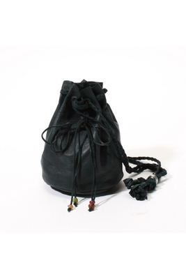 キンチャク ビーズツキ