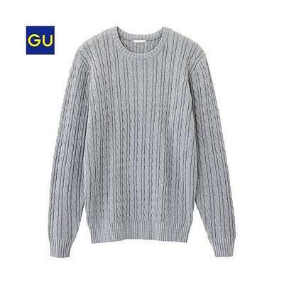 ケーブルクルーネックセーター