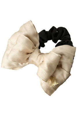 ワイヤーリボンシュシュ