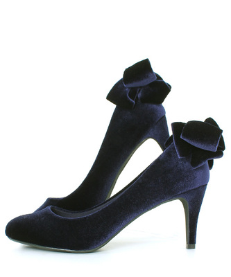 バックリボンベロアパンプス