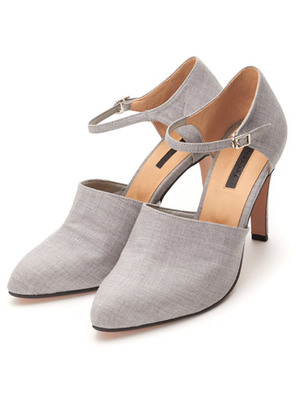 シルクウールストラップパンプス