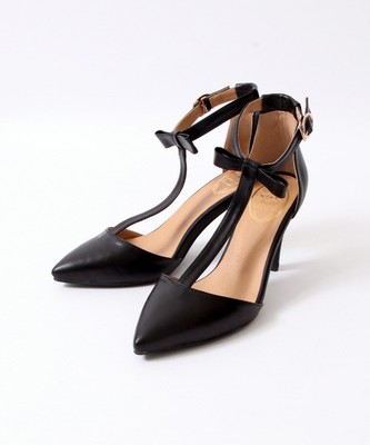 リボンストラップパンプス