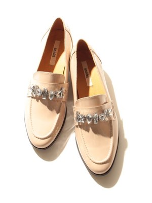 ビジューレザーローファー