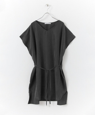 スクエアワンピース