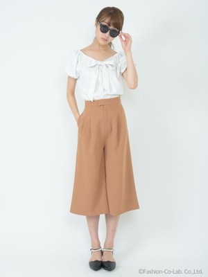 ワイドシルエットパンツ