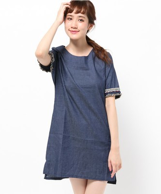 袖刺繍ワンピース