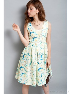 フラワーVネックレースワンピ