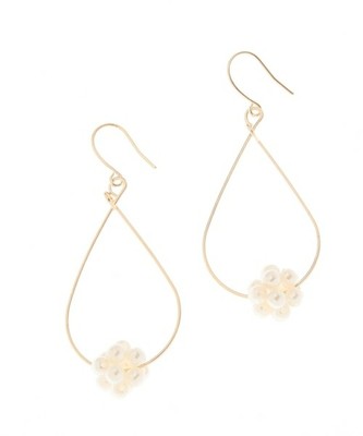 くす玉パールしずくピアス