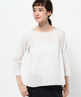 おうちエンブロイダリーレースパイピングブラウス