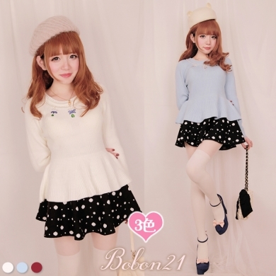 華やかビジュヘプラムニット