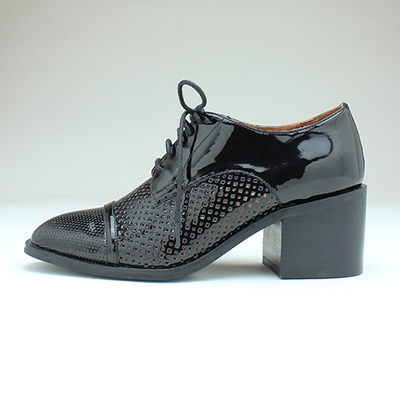 SHELDON  "パンチング太ヒールレースアップシューズ"