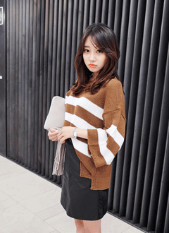 ボーダーワイドスリーブニットトップス