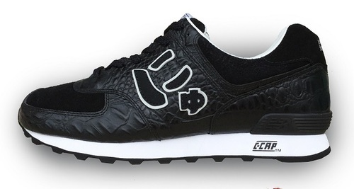 にゅ クロコ×黒スエード