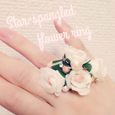 Star-spangled flower ring