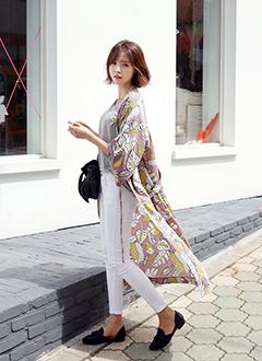 ボタニカル柄ルーズジャケット