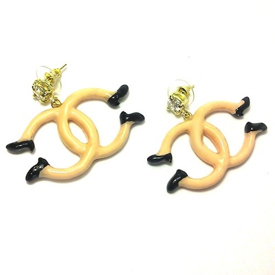 Linda Swing Legs Earrings