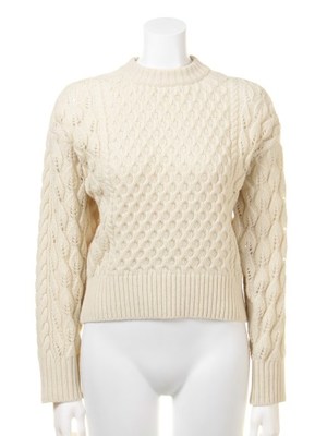 立体アランニット