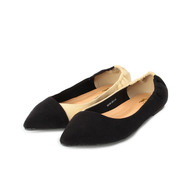 ポインテッドトゥフラットシューズ